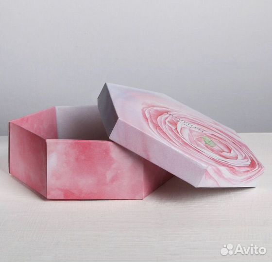 Коробка подарочная складная очень плотная