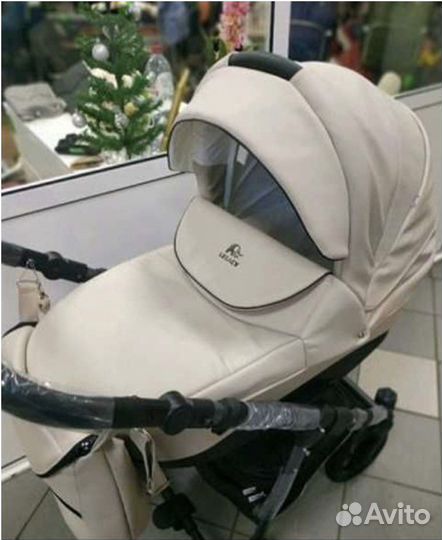 Коляска 2в1 Legacy Laura