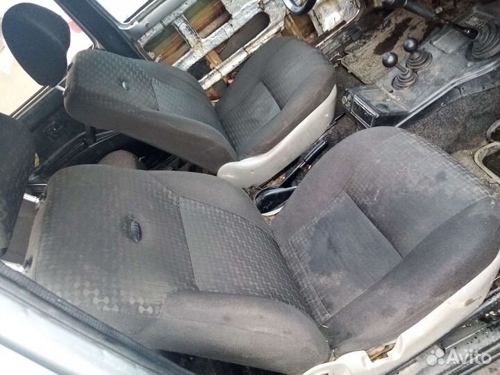 Сиденья на Калину