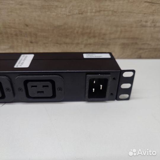 Распределитель питания APC AP9559