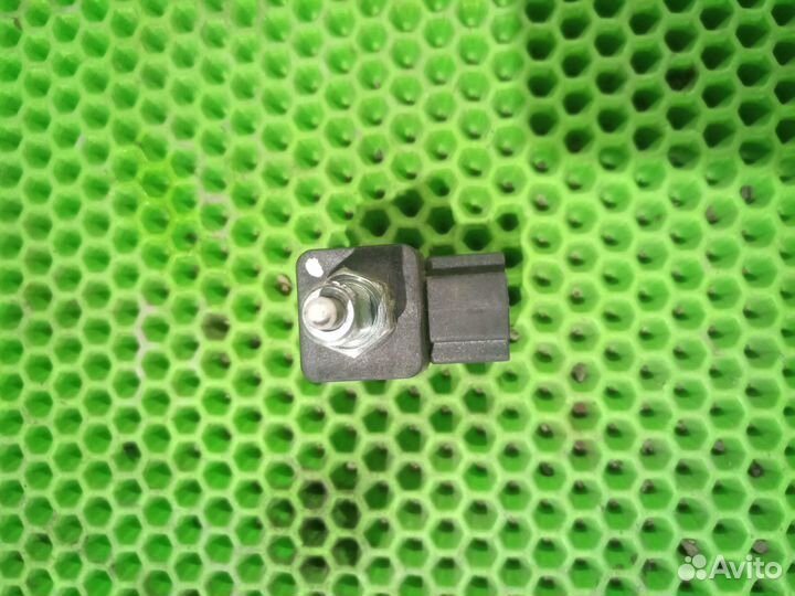 Датчик стоп сигнала SsangYong Kyron Actyon