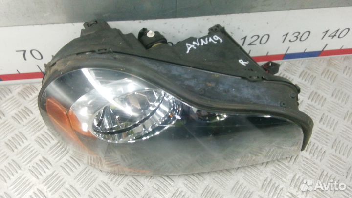 Фара Volvo XC90 (2002-2014)