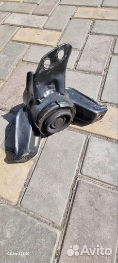 Подушка двигателя hyundai ix35
