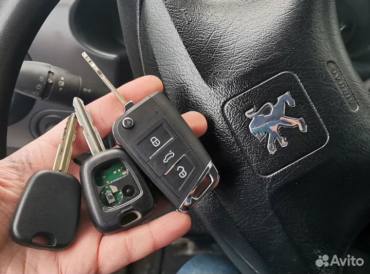Автомобильный ключ Peugeot с программированием