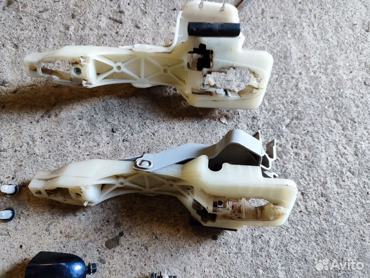 Дверной механизм открывания hyundai elantra 2010г