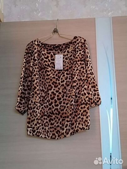 Два платья и блузка