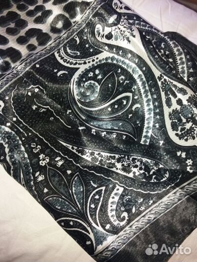 Платок черный атласный женский