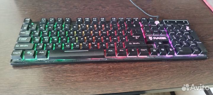 Игровой компьютер с монитором