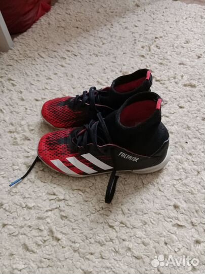 Футзалки и бутсы 32-33 размер