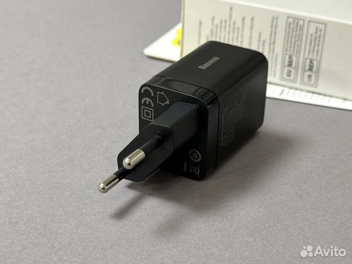 Быстрая зарядка USB + Type-C 30W Baseus