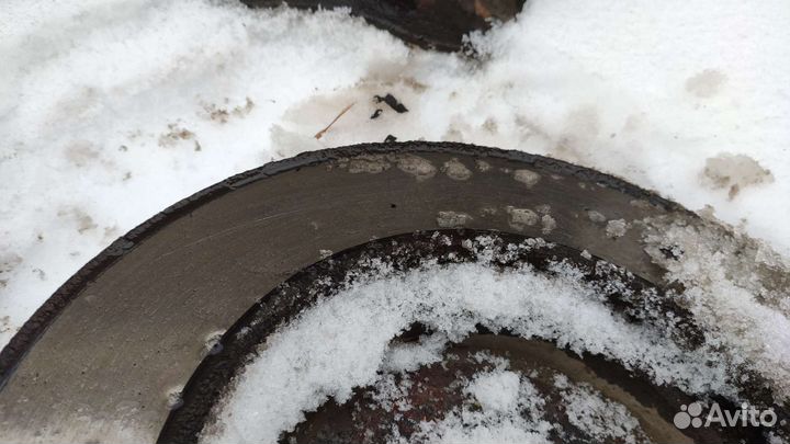 Передние тормоза в сборе Toyota Camry/Solara и т.д