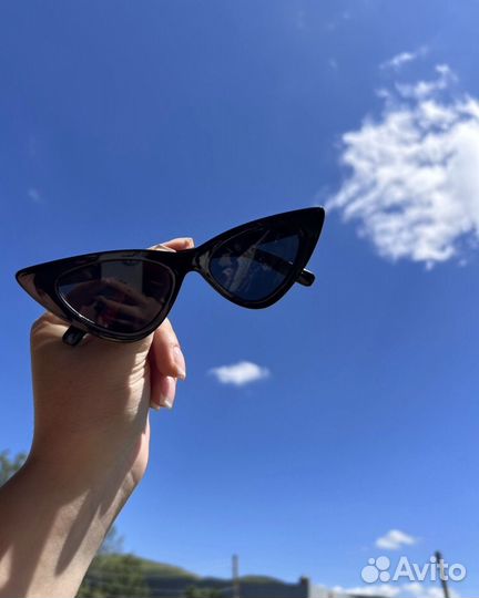 Солнцезащитные очки женские черные белые бежевые