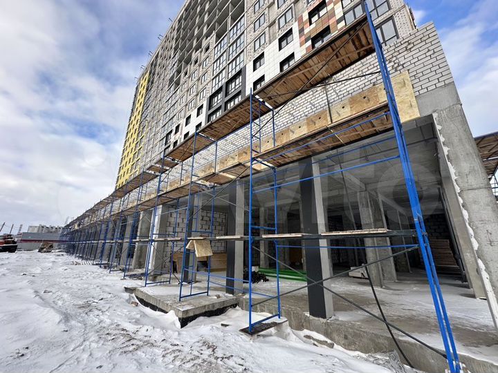 2-к. квартира, 70,3 м², 5/17 эт.