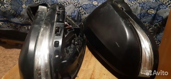 Зеркало заднего вида