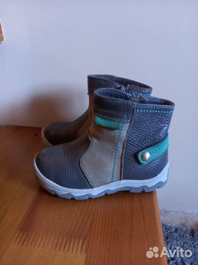 Ботинки детские 24