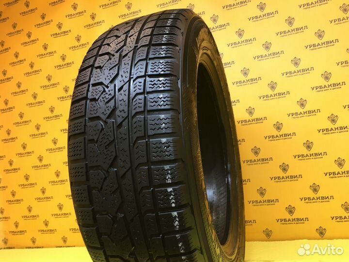 Kumho I'Zen RV KC15 235/60 R18 107H