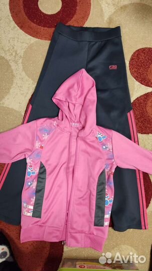 Спортивный костюм для девочки