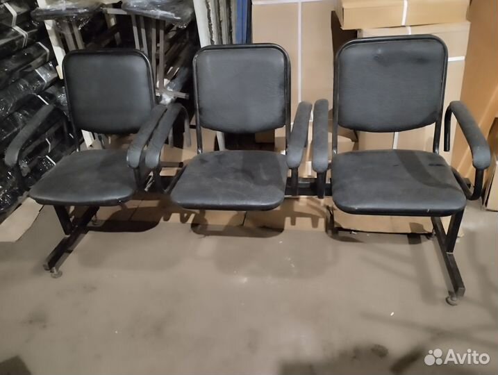 Стулья секции