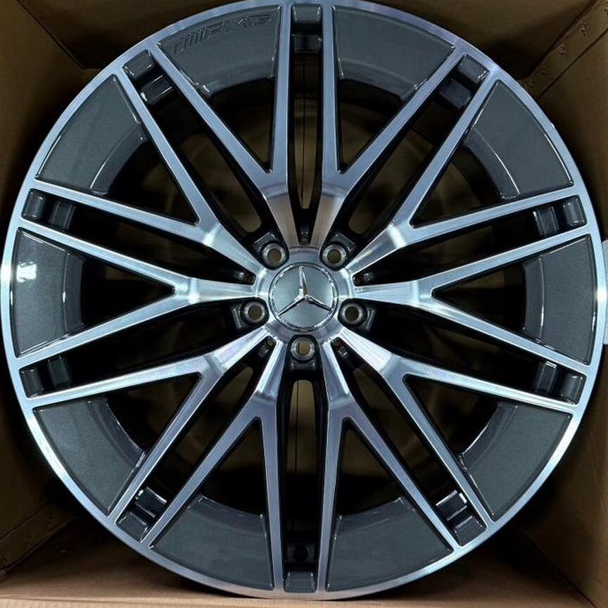 Литые диски Mercedes-Benz 10×R22 5×112
