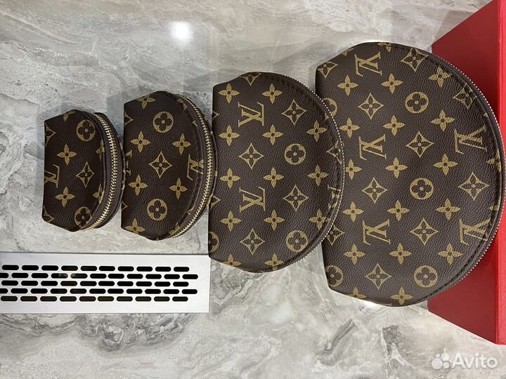 Косметичка Louis Vuitton 4 в 1