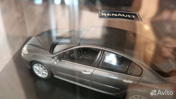 Модель автомобиля Renault Laguna