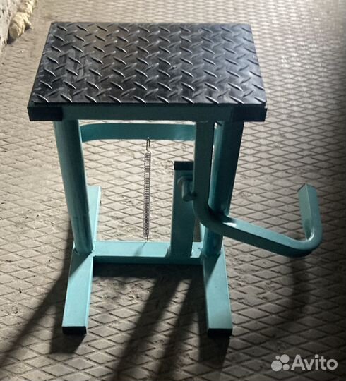 Подставка для кроссового мотоцикла