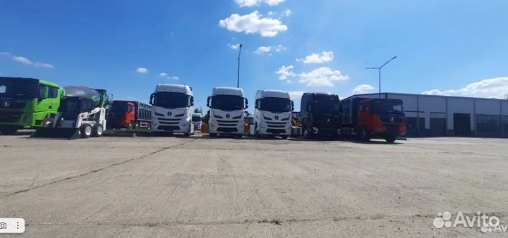 Shacman (Shaanxi) SSX3255DR684C, 2023