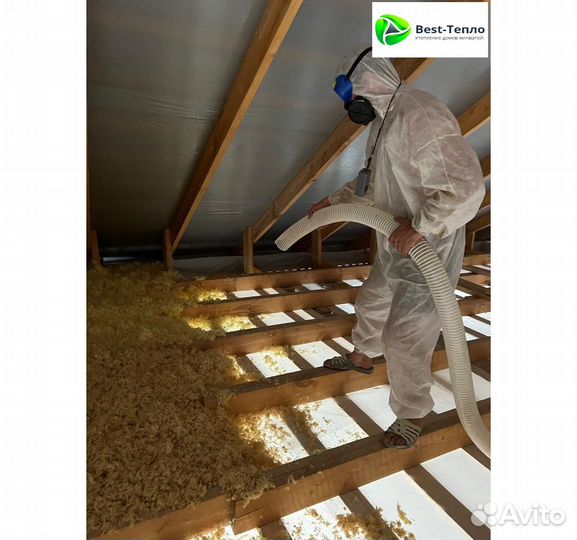 Утепление скатов кровли механическим способом