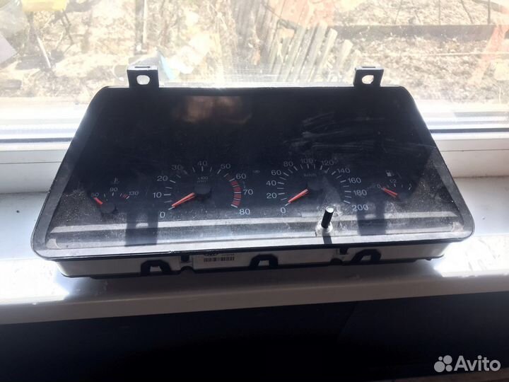 Приборка ваз 2110