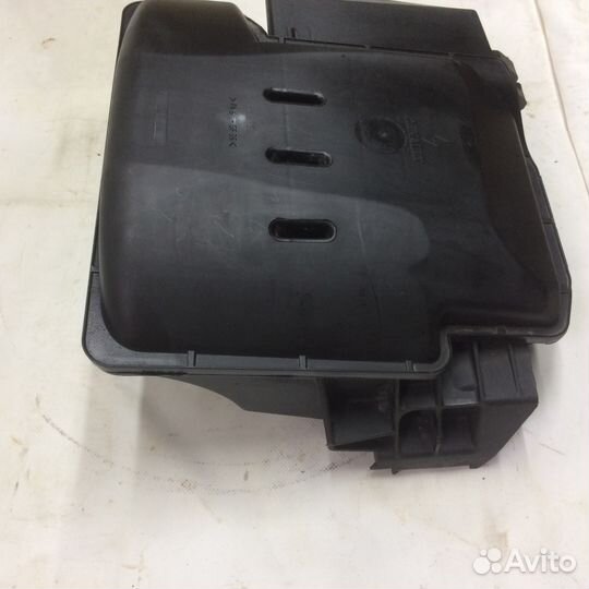 Корпус воздушного фильтра Рено Логан new 2015г