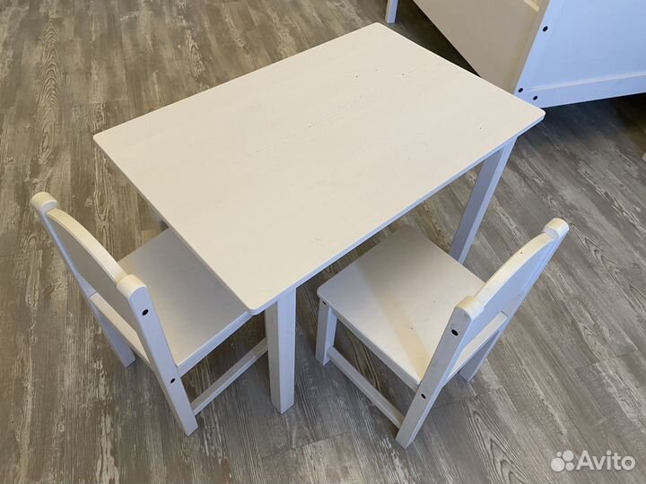 Sundvik Стол и стульчики детские икеа IKEA