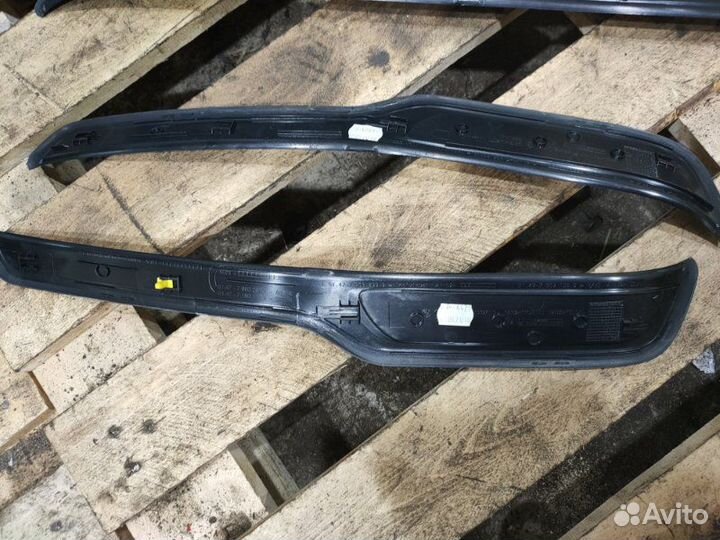 Накладка на порог салона Bmw 3 E90 N46B20 2007