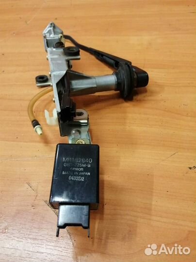 Моторчик стеклоочистителя задний Mitsubishi Galan