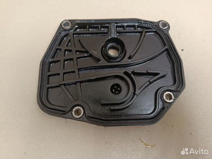 Крышка парковочного механизма АКПП Skoda Rapid