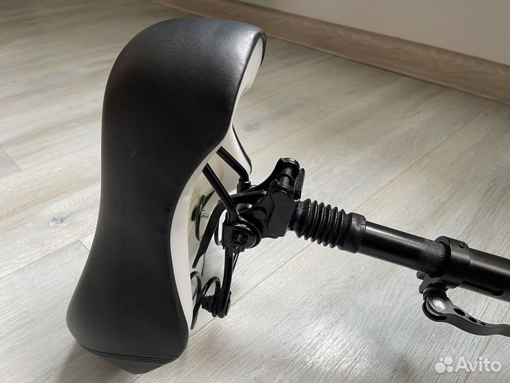 Сиденье и руль для электросамоката Kugoo