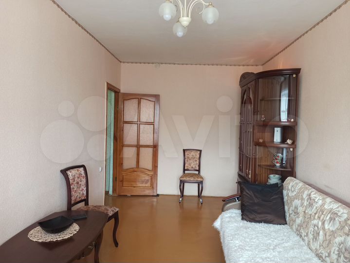 2-к. квартира, 401 м², 1/4 эт.
