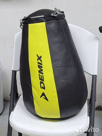 Груша набивная 16 кг Demix