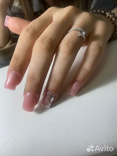 Мастер маникюра