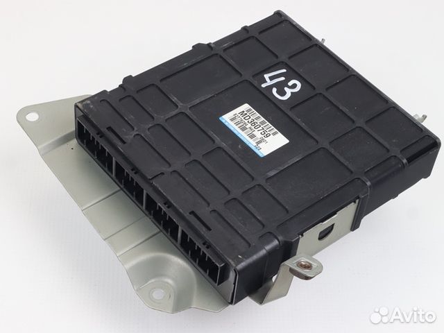 Блок управления двигателем Mitsubishi Pajero 3