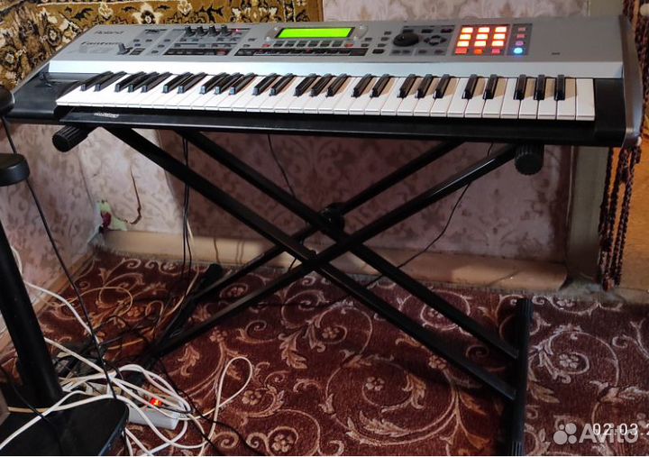 Стойка Х-обр. для клавиш Quik Lok T10