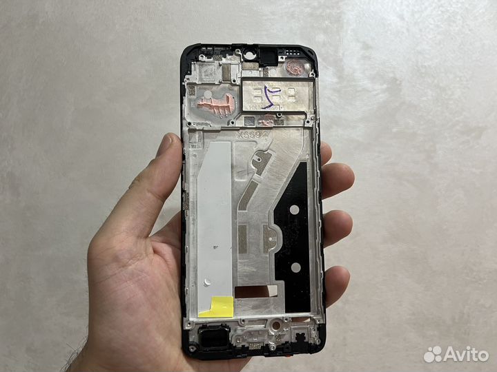 Рамка дисплея Infinix Hot 30i