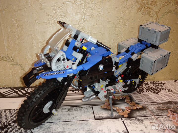 Lego Technic 42031, 42063; 42020 лего creator Дюно