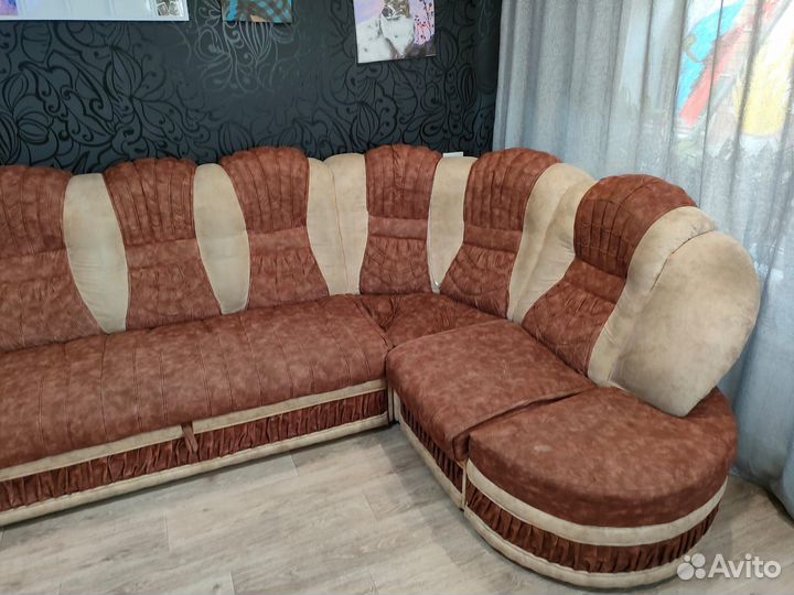 Угловой диван бу