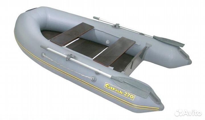 Лодка «CatFish 270» с вёслами
