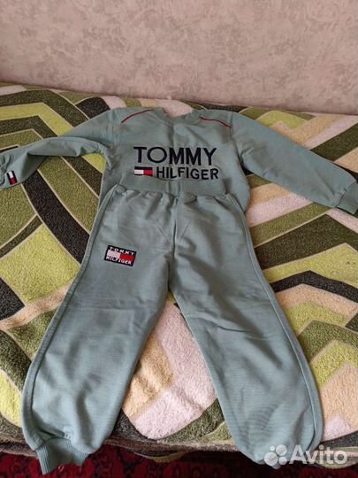 Спортивный костюм для мальчика 98