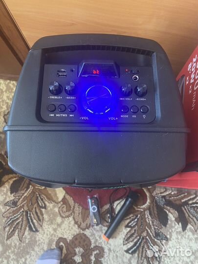 Мощная колонка с караоке