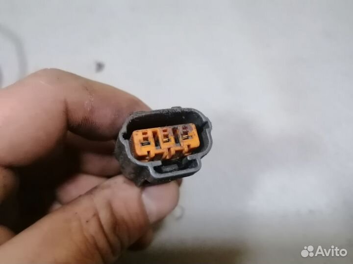 Датчик положения коленвала 1.8 Mazda 626 GF 1998