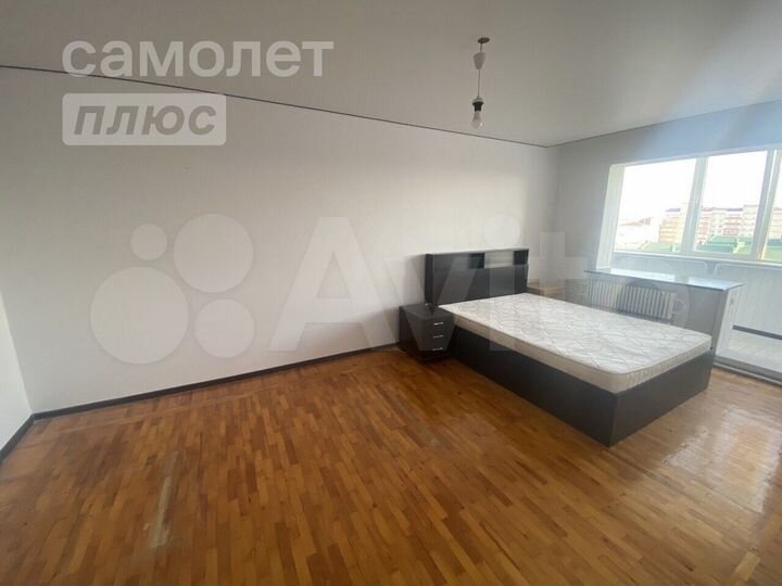2-к. квартира, 54 м², 10/10 эт.