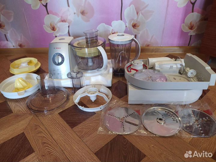 Кухонный комбайн bosch новый