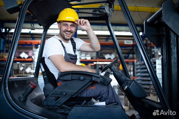 Водитель высотного штабелера Вахта Мск